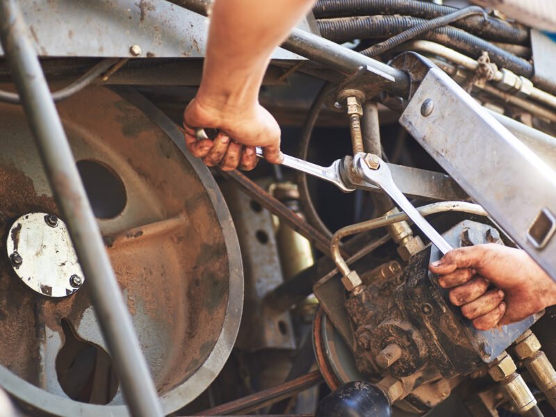 إصلاح وصيانة الأنظمة الهيدروليكية
